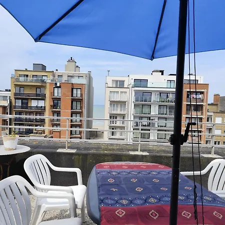 Knusse Met Groot Terras Te Middelkerke! Apartamento Middelkerke